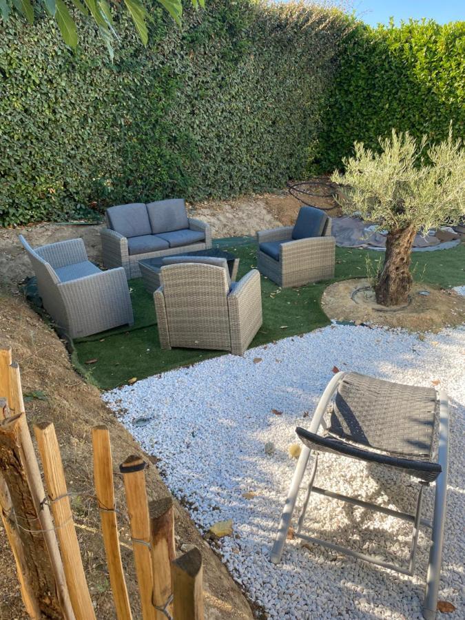 Petit Nid Douillet En Luberon Avec Spa Ansouis Exterior foto