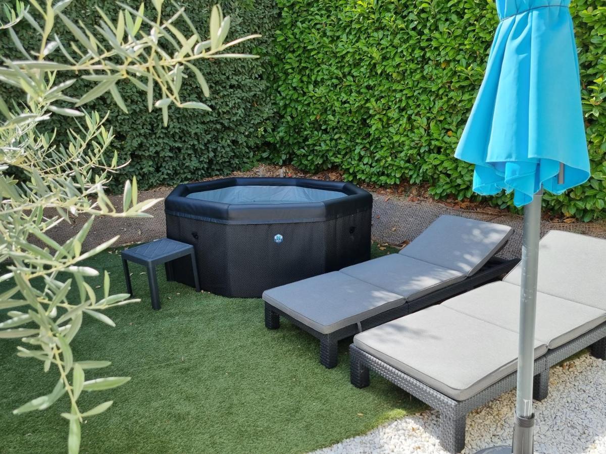 Petit Nid Douillet En Luberon Avec Spa Ansouis Exterior foto