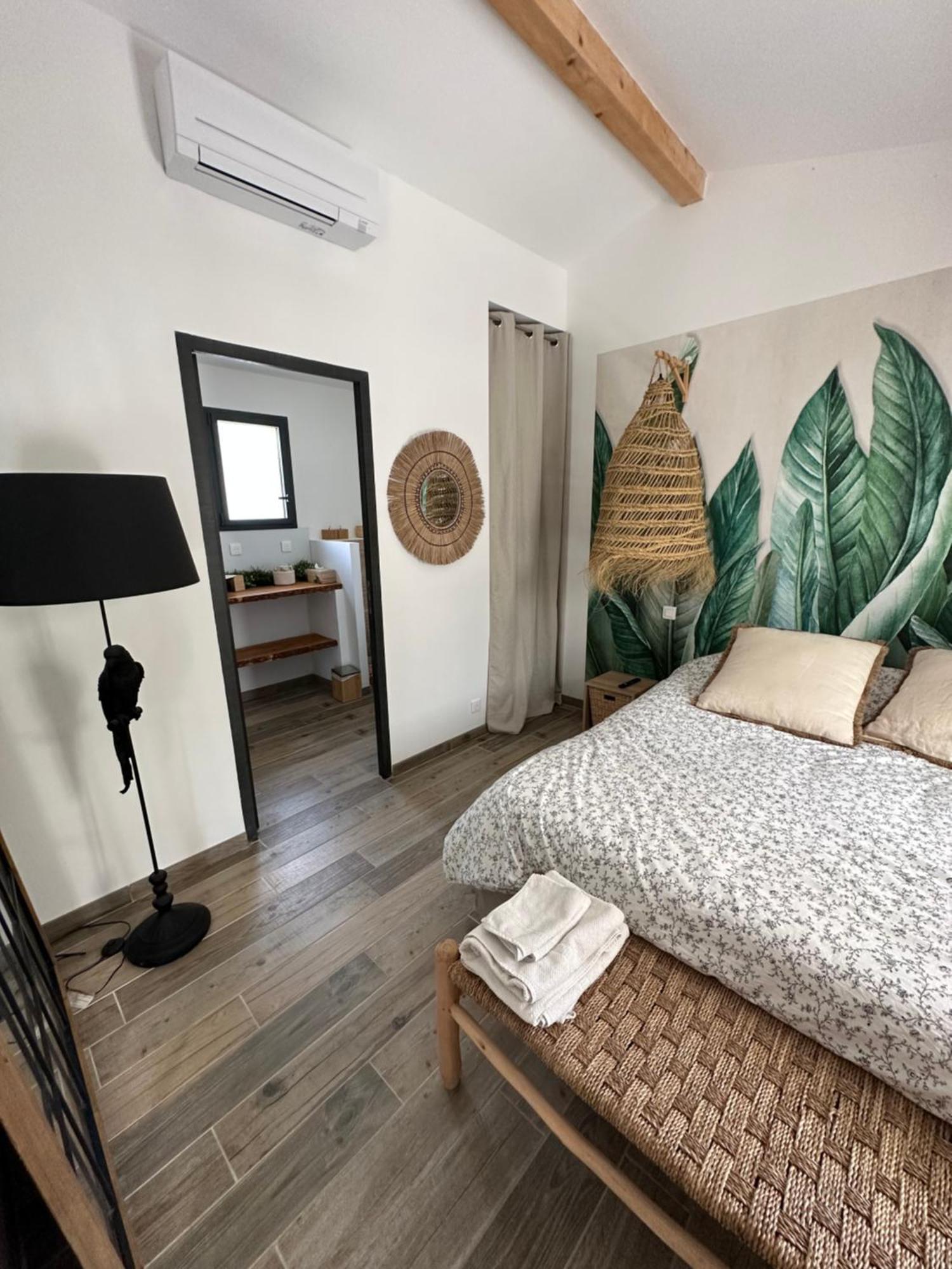 Petit Nid Douillet En Luberon Avec Spa Ansouis Exterior foto
